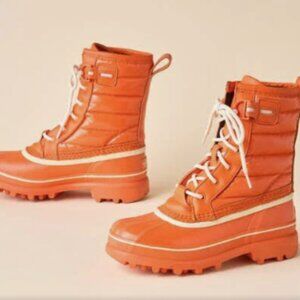 Sorel Women's Caribou Royal Boots in Orange *NEW w/tags!* Women's Size 9